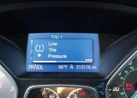 2013 Ford Focus Se из США, поврежденный, VIN 1FADP3F25DL368322